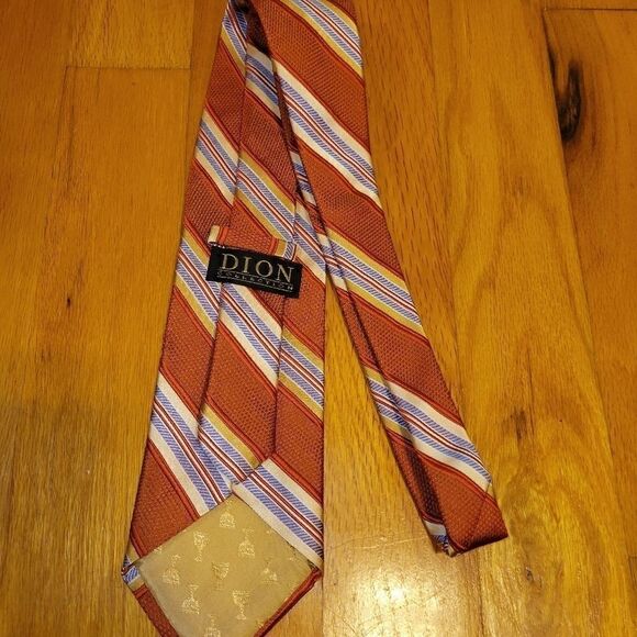 Vintage Dion Italian Silk Tie - Picture 6 of 10